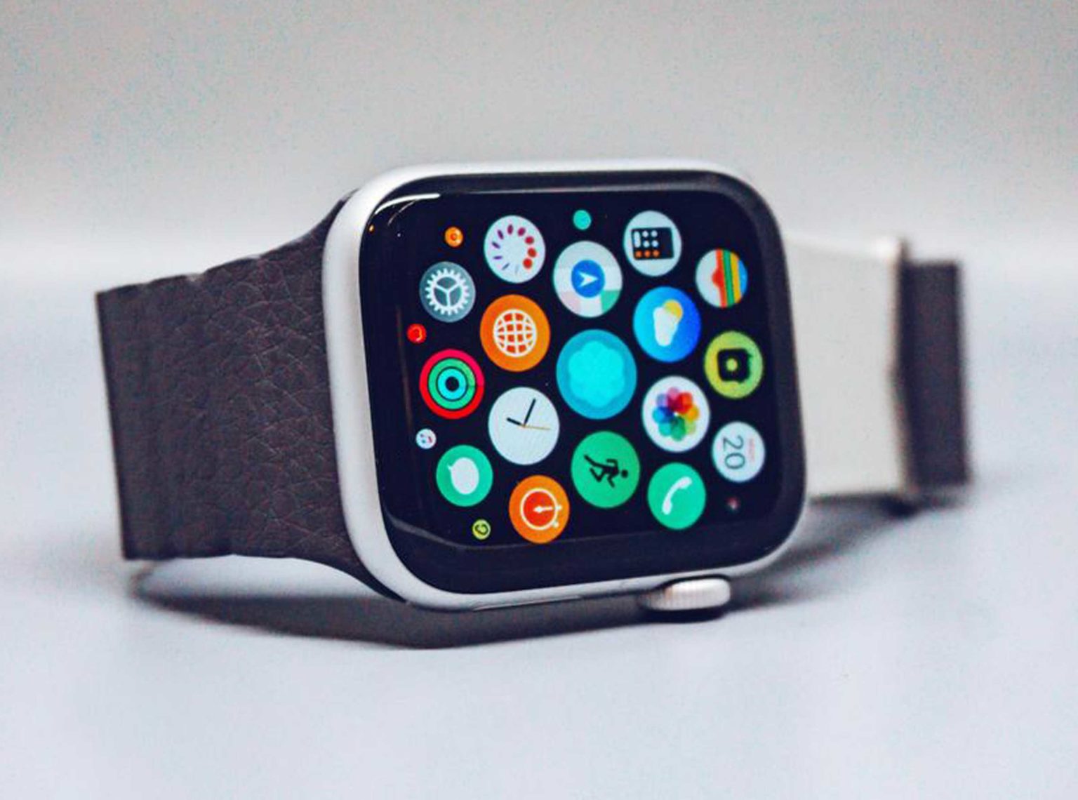 Часы apple 2024. Эпл вотч se 2022. Apple watch Pro 2022. Apple watch Series 7. Часы Apple IWATCH последняя модель 2022.